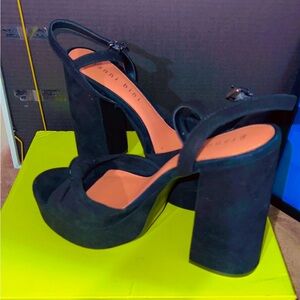 Elegant Black Platform Heels